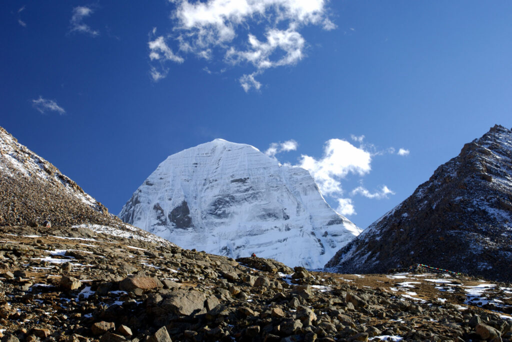 Kailash Mansarovar tour via Lhasa